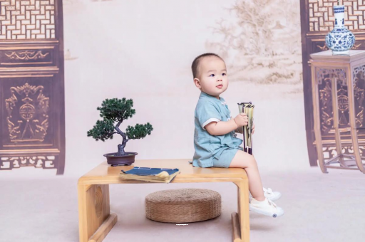 茌平孕妇肚子上的黑线